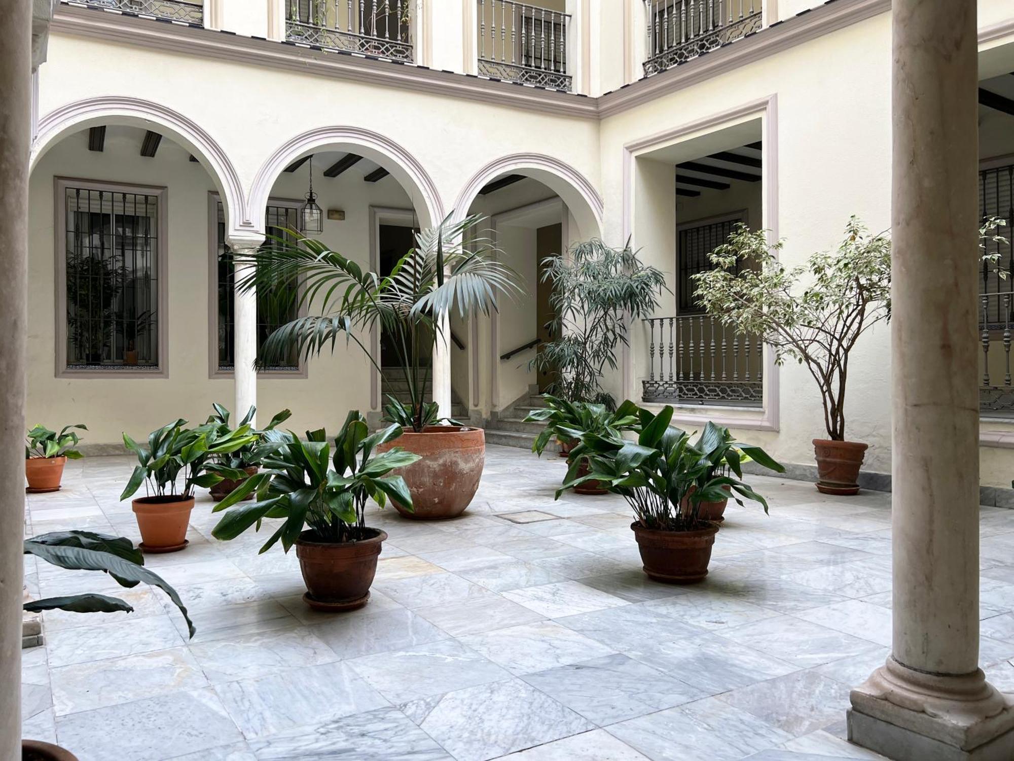 Estudio Suite San Vicente - Aloha Sevilla Exterior photo